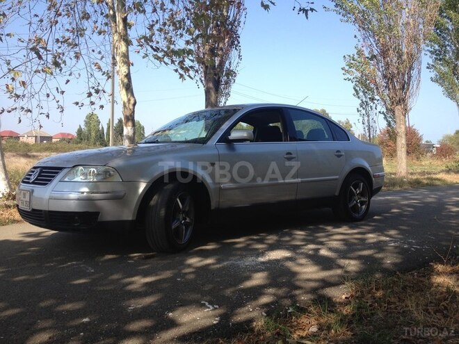Volkswagen Passat 2002, 270,000 km - 1.8 l - Lənkəran