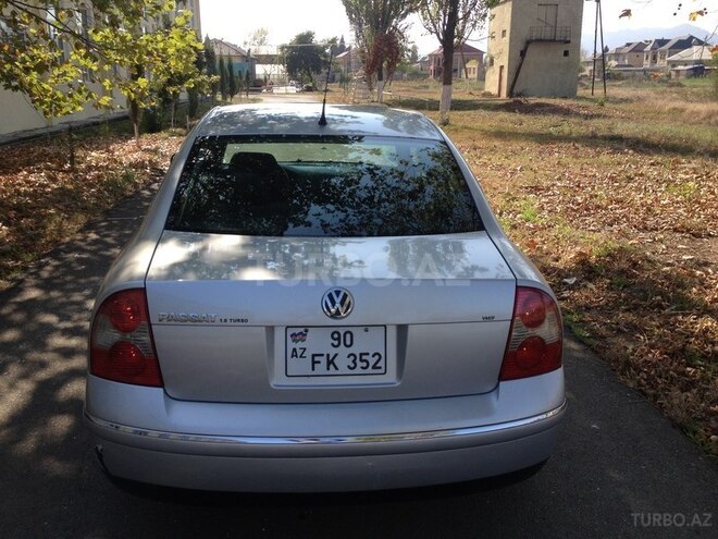 Volkswagen Passat 2002, 270,000 km - 1.8 l - Lənkəran