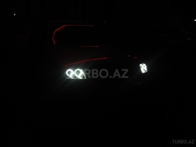 Volkswagen Passat 2002, 270,000 km - 1.8 l - Lənkəran