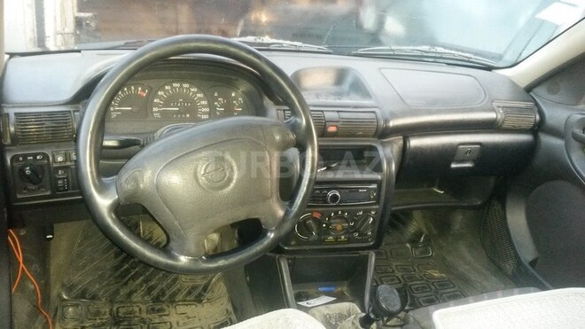 Opel Astra 1994, 254,545 km - 1.4 l - Bakı