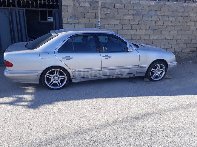 Mercedes E 220 1999, 336,000 km - 2.2 l - Bakı