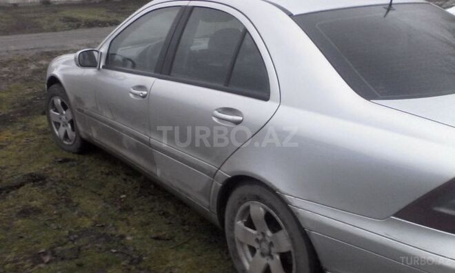 Mercedes C 220 2000, 370,000 km - 2.2 л - Lənkəran