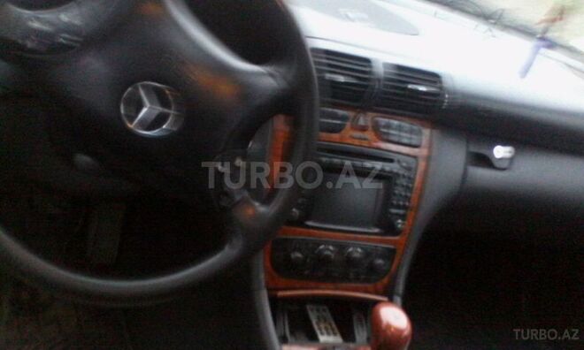 Mercedes C 220 2000, 370,000 km - 2.2 л - Lənkəran