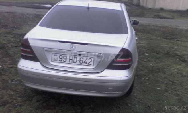 Mercedes C 220 2000, 370,000 km - 2.2 л - Lənkəran