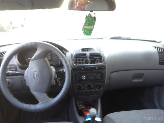 Hyundai Accent 2004, 242,083 km - 1.5 l - Bakı