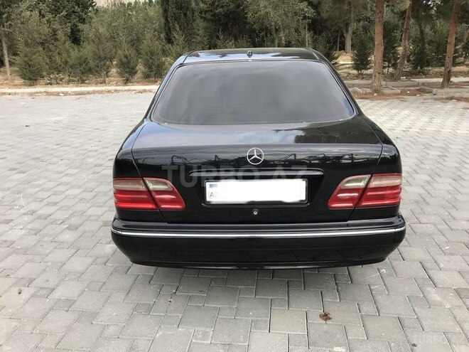 Mercedes E 240 2001, 178,500 km - 2.4 л - Bakı