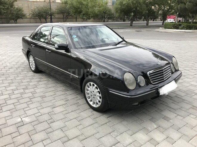 Mercedes E 240 2001, 178,500 km - 2.4 л - Bakı