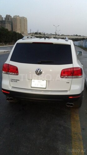 Volkswagen Passat 2005, 14,280 km - 3.2 l - Qazax