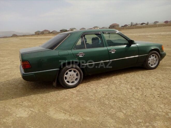 Mercedes E 200 1991, 235,000 km - 2.0 l - Bakı