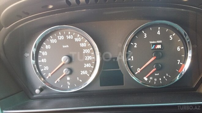 BMW 525 2005, 203,000 km - 2.5 l - Bakı