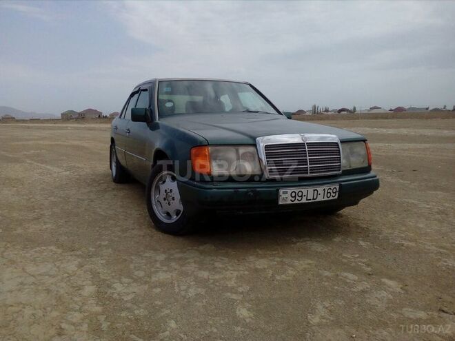 Mercedes E 200 1991, 235,000 km - 2.0 l - Bakı