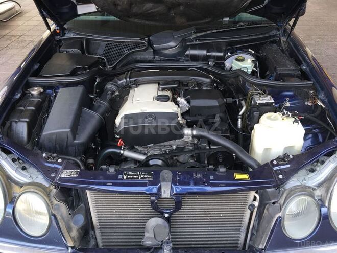 Mercedes E 230 1997, 220,000 km - 2.3 l - Bakı