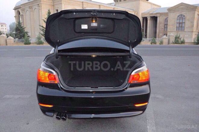 BMW 530 2006, 240,000 km - 3.0 л - Bakı