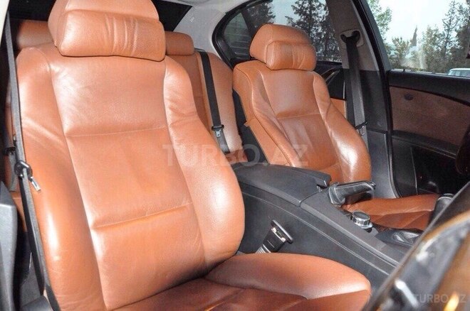 BMW 530 2006, 240,000 km - 3.0 л - Bakı