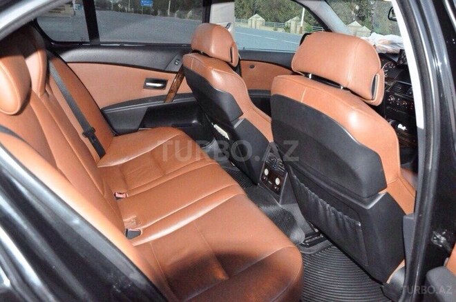 BMW 530 2006, 240,000 km - 3.0 л - Bakı