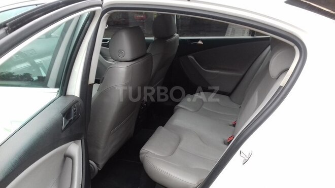 Volkswagen Passat 2006, 145,863 km - 2.0 l - Bakı