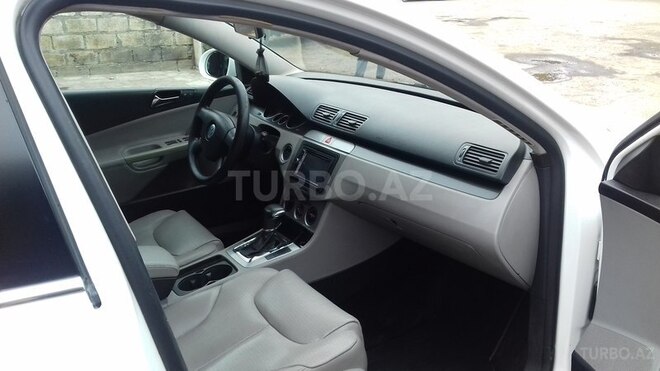 Volkswagen Passat 2006, 145,863 km - 2.0 l - Bakı