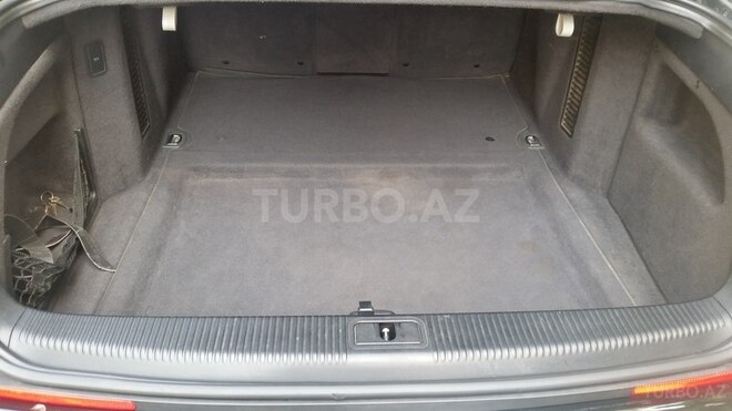 Audi A8 2004, 241,000 km - 4.2 l - Mingəçevir