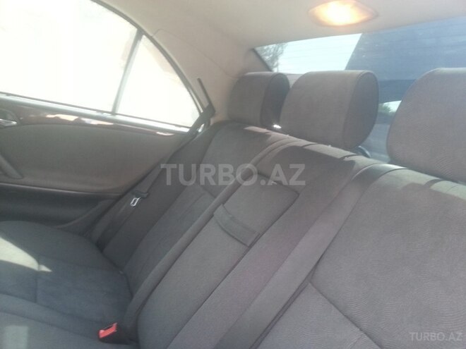 Mercedes E 220 2000, 262,000 km - 2.2 l - Gəncə