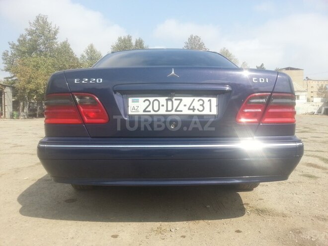 Mercedes E 220 2000, 262,000 km - 2.2 l - Gəncə