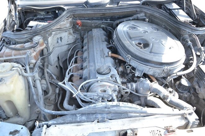 Mercedes E 260 1992, 676,000 km - 2.6 l - Bakı