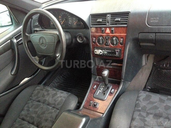 Mercedes C 180 1997, 224,300 km - 1.8 l - Sabirabad