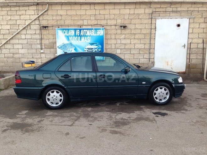 Mercedes C 180 1997, 224,300 km - 1.8 l - Sabirabad
