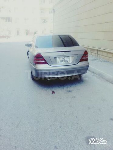 Mercedes C 180 2003, 331,856 km - 1.8 l - Bakı
