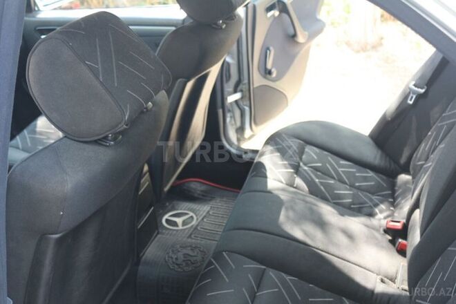 Mercedes C 180 1999, 271,789 km - 1.8 l - Yevlax