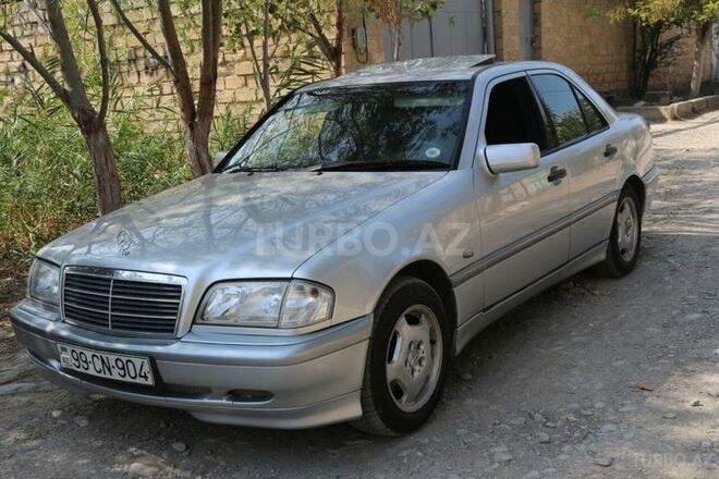 Mercedes C 180 1999, 271,789 km - 1.8 l - Yevlax
