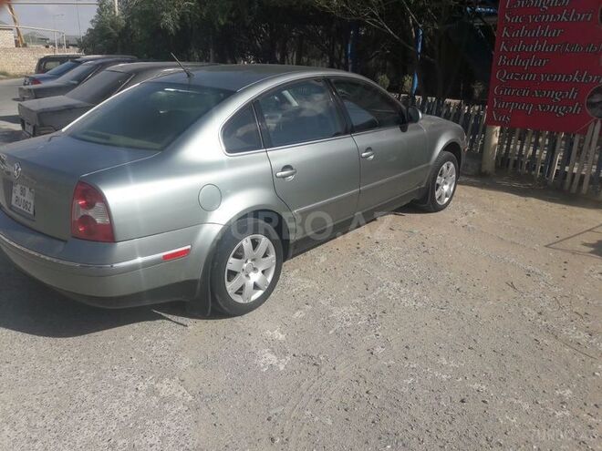 Volkswagen Passat 2004, 260,000 km - 2.0 l - Bakı
