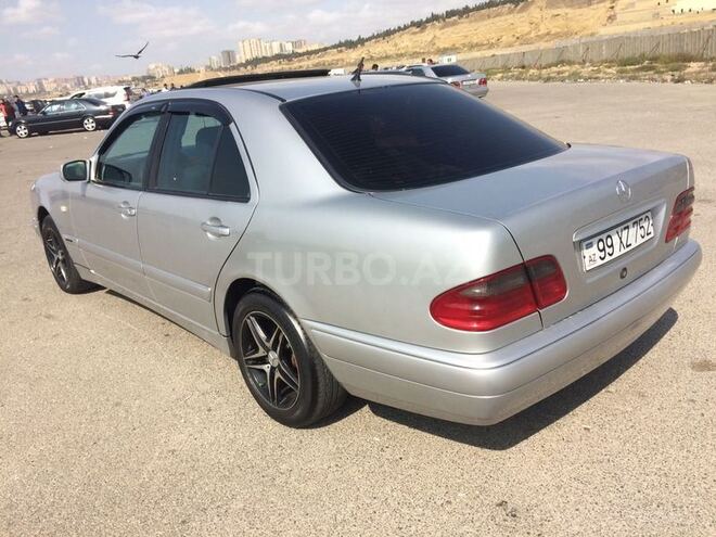 Mercedes E 200 1997, 250,000 km - 2.0 л - Bakı