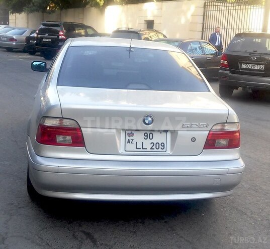 BMW 525 2002, 260,000 km - 2.5 l - Bakı