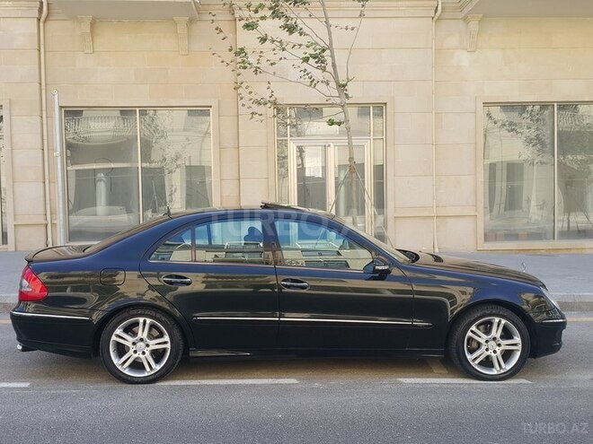 Mercedes E 320 2003, 233,456 km - 3.2 l - Bakı