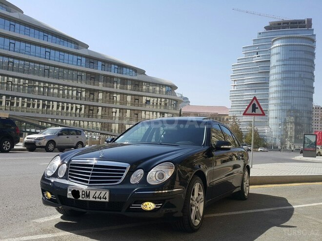 Mercedes E 320 2003, 233,456 km - 3.2 l - Bakı