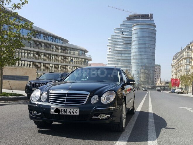 Mercedes E 320 2003, 233,456 km - 3.2 l - Bakı