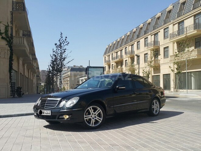 Mercedes E 320 2003, 233,456 km - 3.2 l - Bakı