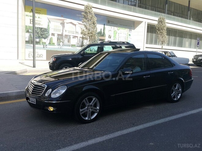 Mercedes E 320 2003, 233,456 km - 3.2 l - Bakı