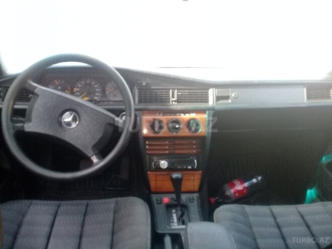 Mercedes 190 1991, 235,000 km - 2.0 l - Sumqayıt