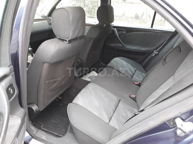 Mercedes E 220 2000, 281,000 km - 2.2 l - Göyçay