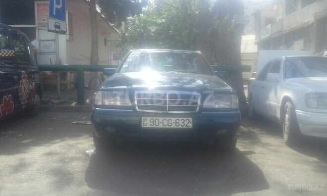 Mercedes C 220 1996, 283,000 km - 2.2 l - Bakı