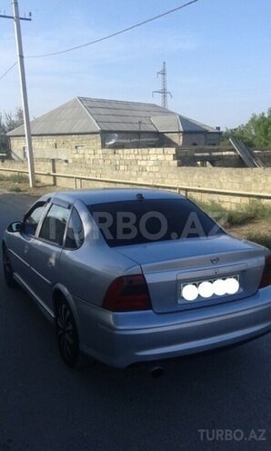 Opel Vectra 1999, 270,000 km - 1.6 l - Bakı