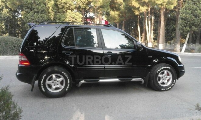 Mercedes ML 320 1999, 234,000 km - 3.2 l - Sumqayıt
