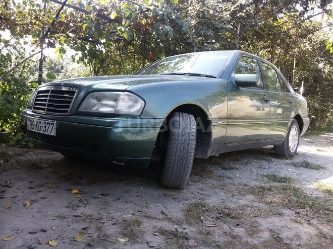Mercedes C 220 1993, 260,000 km - 2.2 l - Balakən