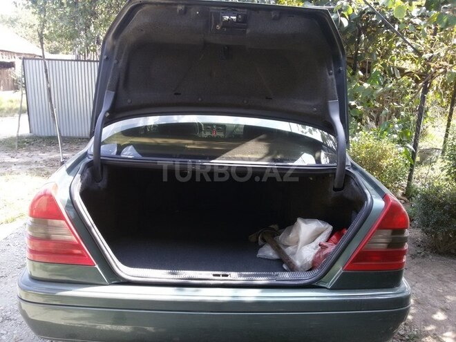 Mercedes C 220 1993, 260,000 km - 2.2 l - Balakən