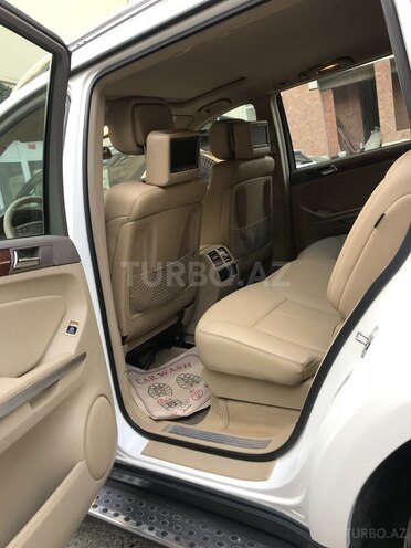 Mercedes GL 550 2007, 129,900 km - 5.5 л - Bakı
