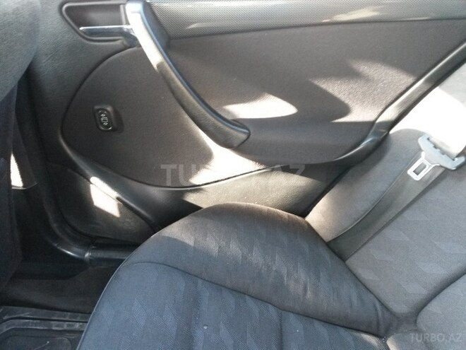 Mercedes C 180 1996, 256,000 km - 1.8 l - Bakı