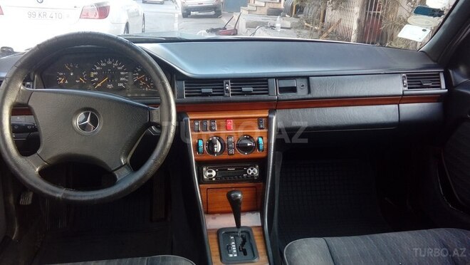 Mercedes E 230 1992, 500,000 km - 2.3 l - Bakı