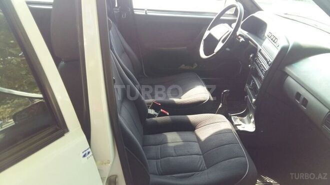 LADA (VAZ) 2115 2011, 130,000 km - 1.6 l - Yevlax