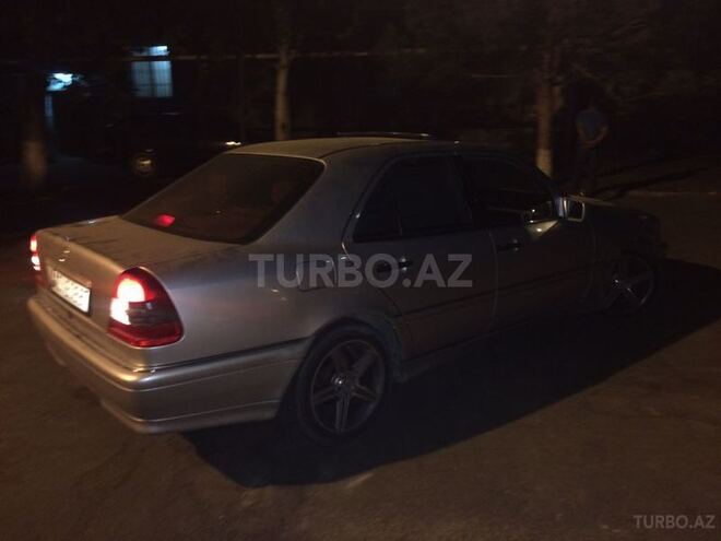 Mercedes C 220 1999, 346,000 km - 2.2 l - Sumqayıt